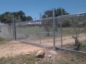 Cantilever Gate on Commercial chain link fence austin tx